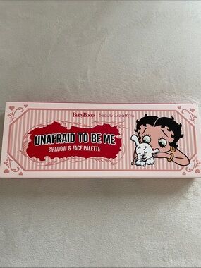 Betty Boop Pink & Red 'Unafraid To Be Me' Face and Shadow Palette